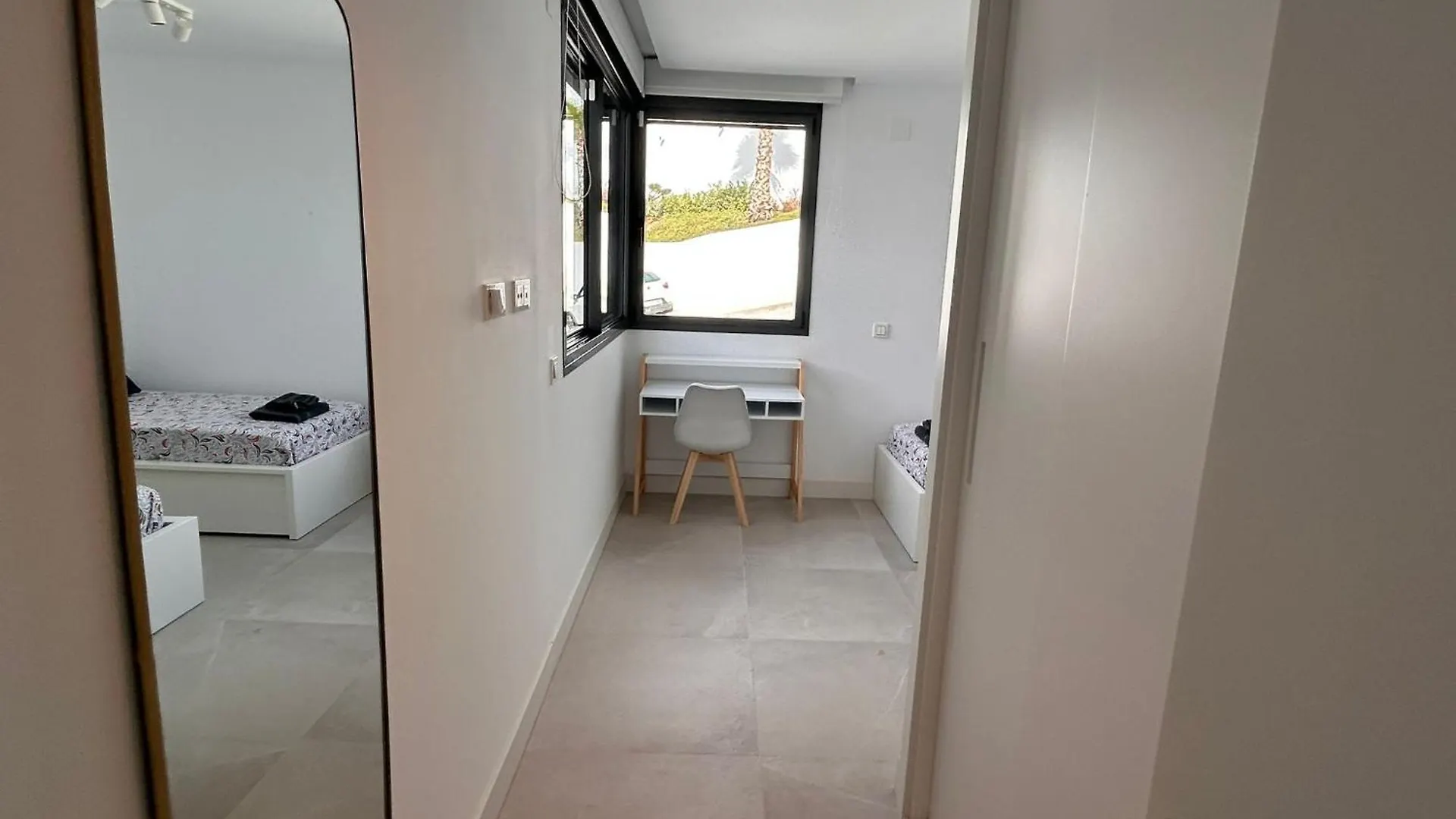 Modern Garden Apartment By Cabopino Golf Marbella
