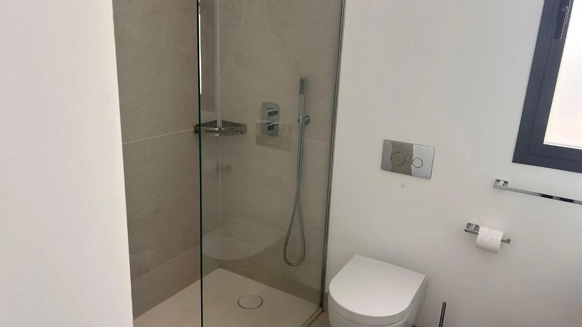 Modern Garden Apartment By Cabopino Golf Marbella