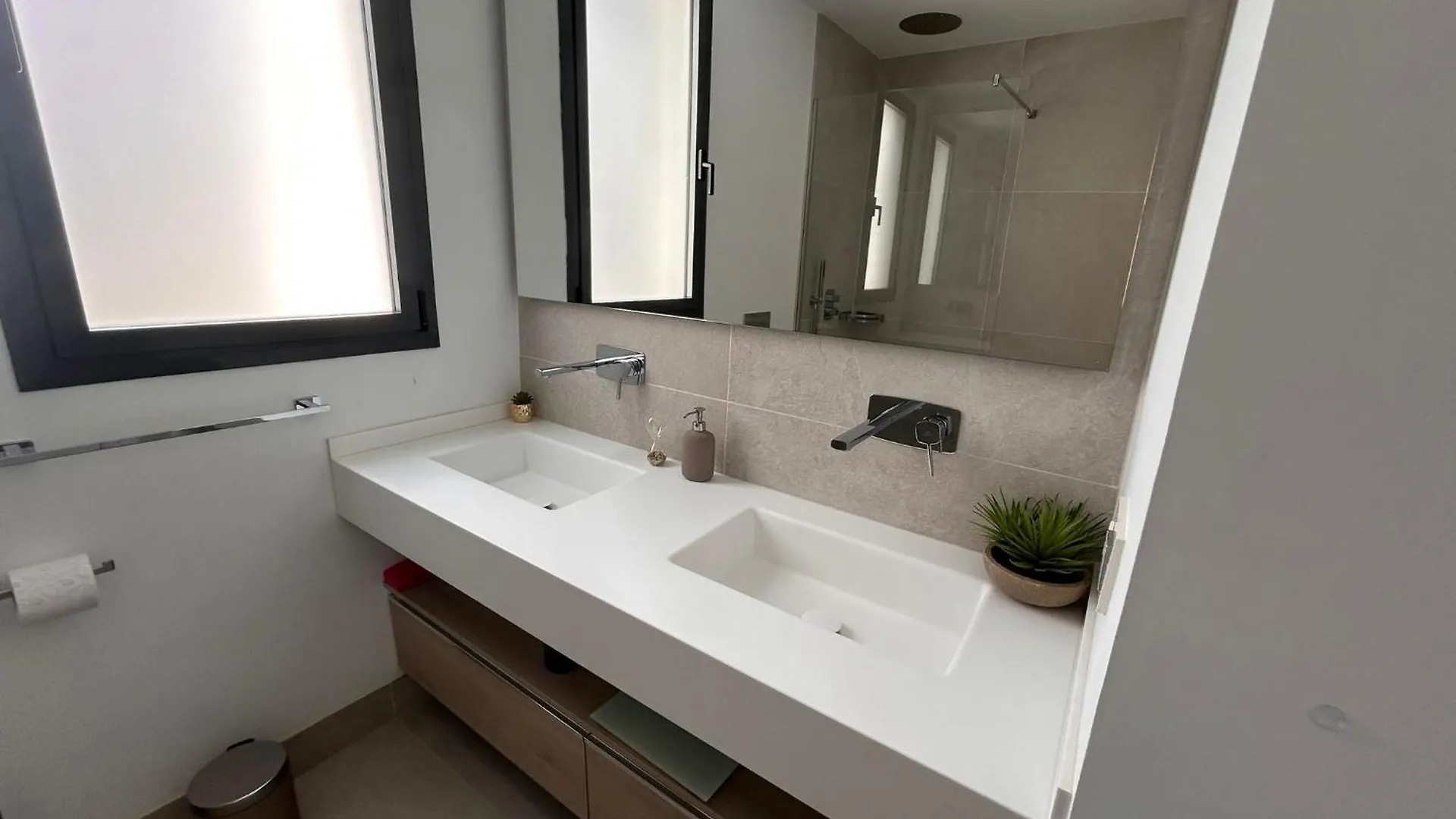 Modern Garden Apartment By Cabopino Golf Marbella