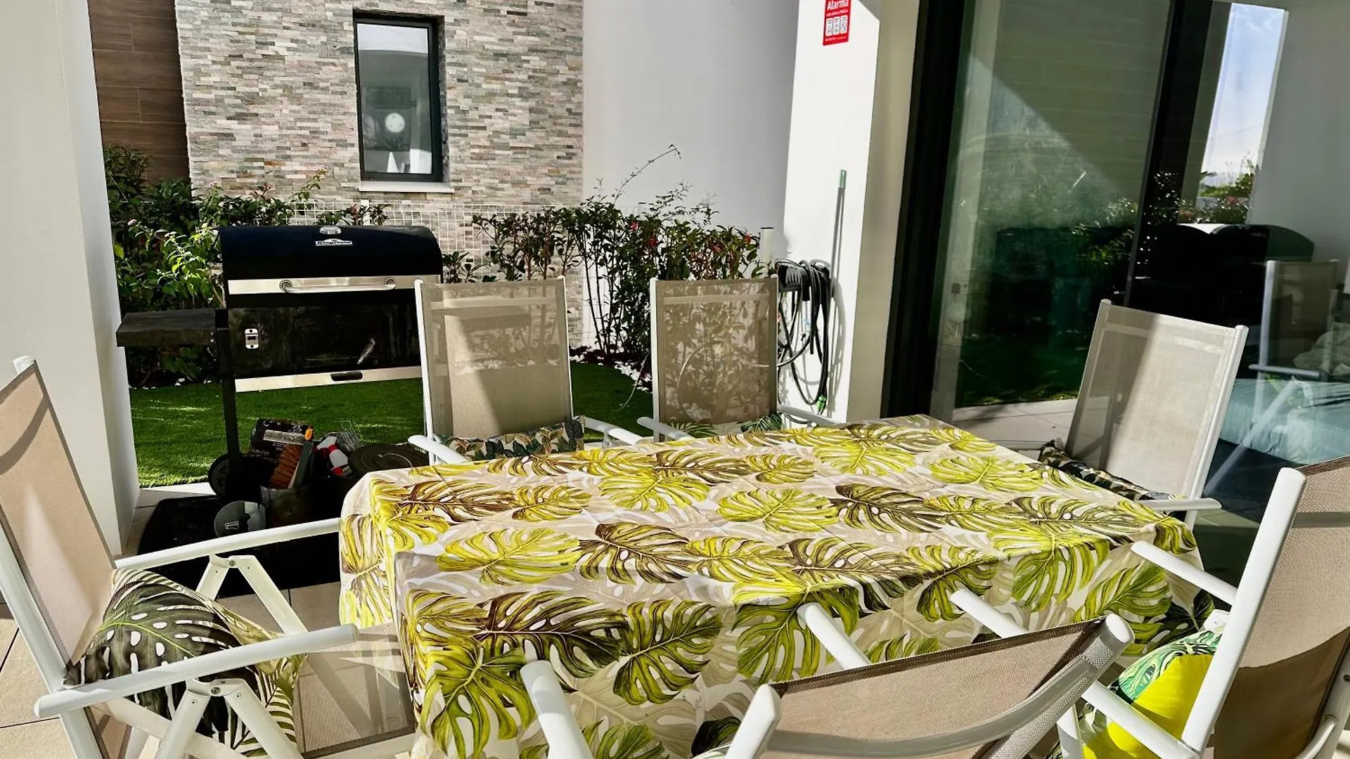 Modern Garden Apartment By Cabopino Golf Marbella
